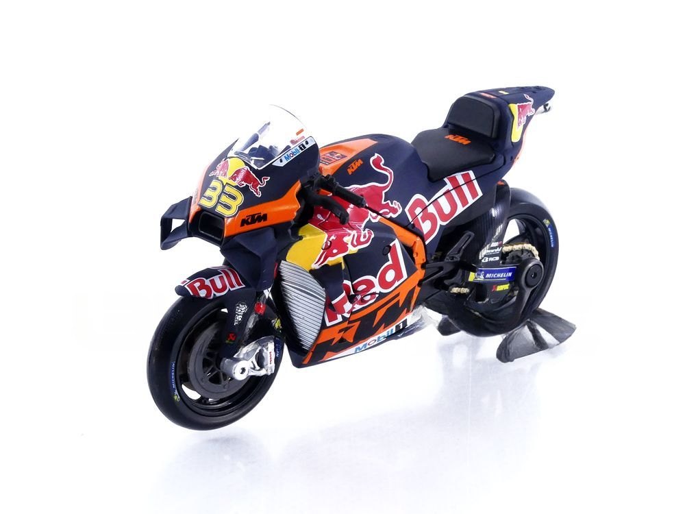 2023 RC16 Red: No package: Image 10