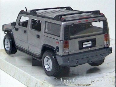 2003 H2 SUV Silver: No package: Image 2