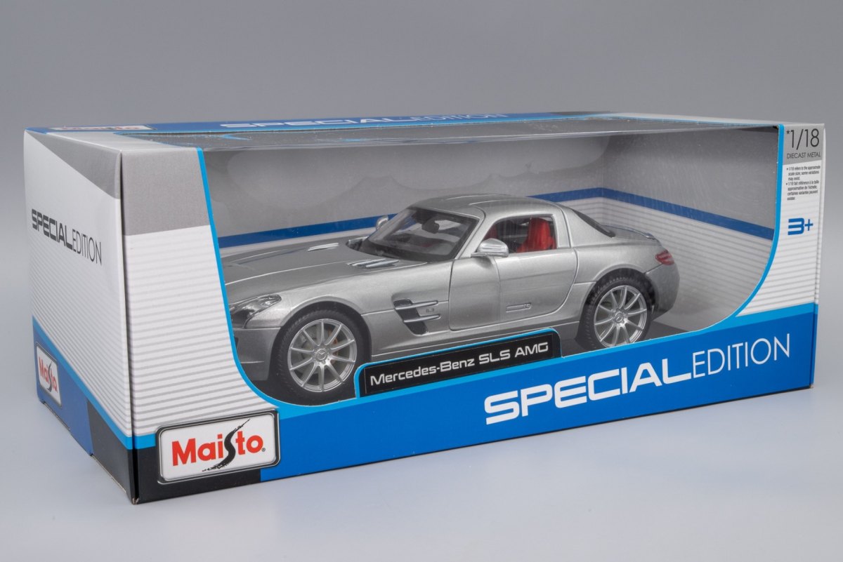 2010 SLS AMG Silver: No package: Image 14