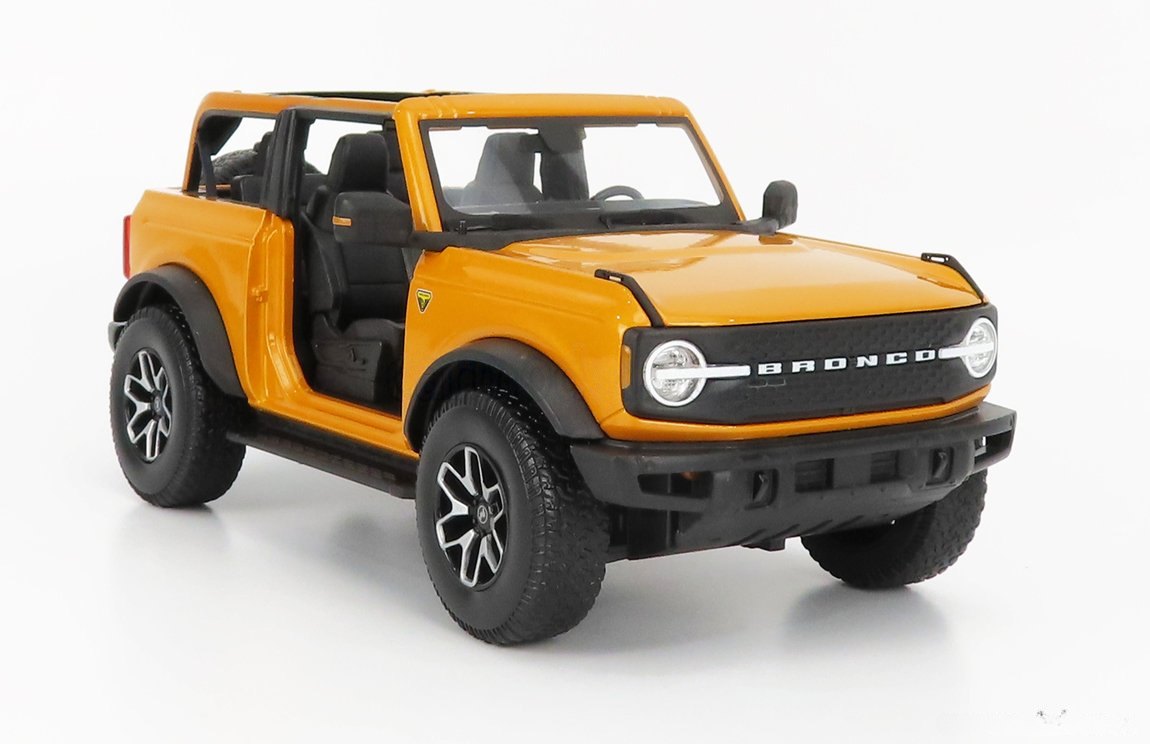 2021 Bronco Badlands Blue: No package: Image 15