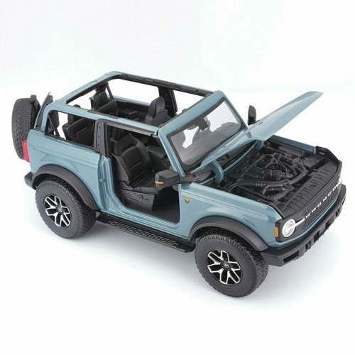 2021 Bronco Badlands Blue: No package: Image 5