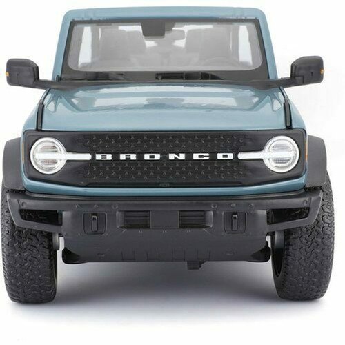 2021 Bronco Badlands Blue: No package: Image 9