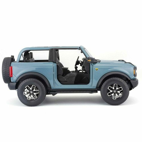 2021 Bronco Badlands Blue: No package: Image 7