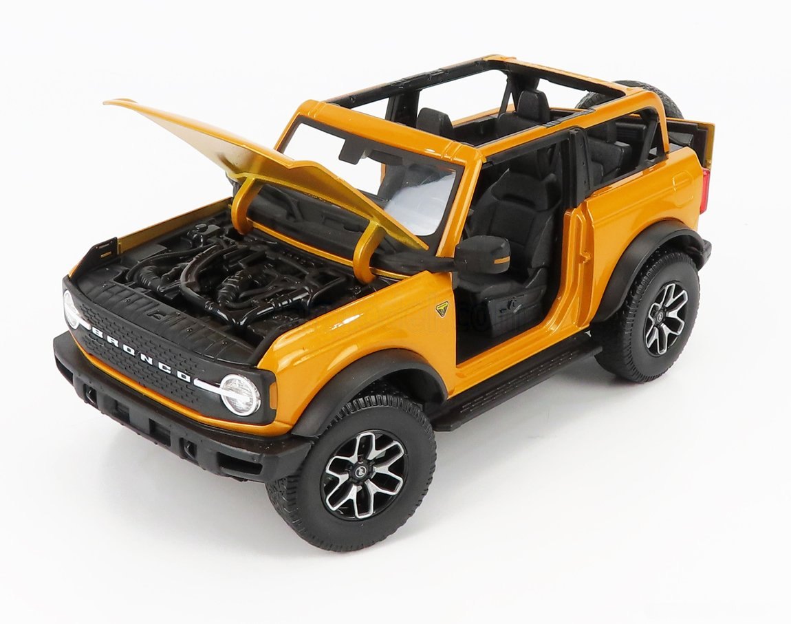 2021 Bronco Badlands Blue: No package: Image 17