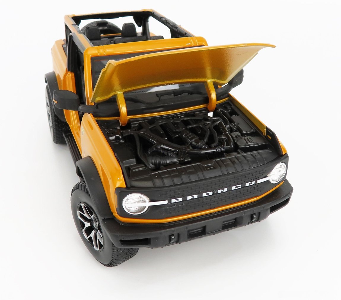 2021 Bronco Badlands Blue: No package: Image 19