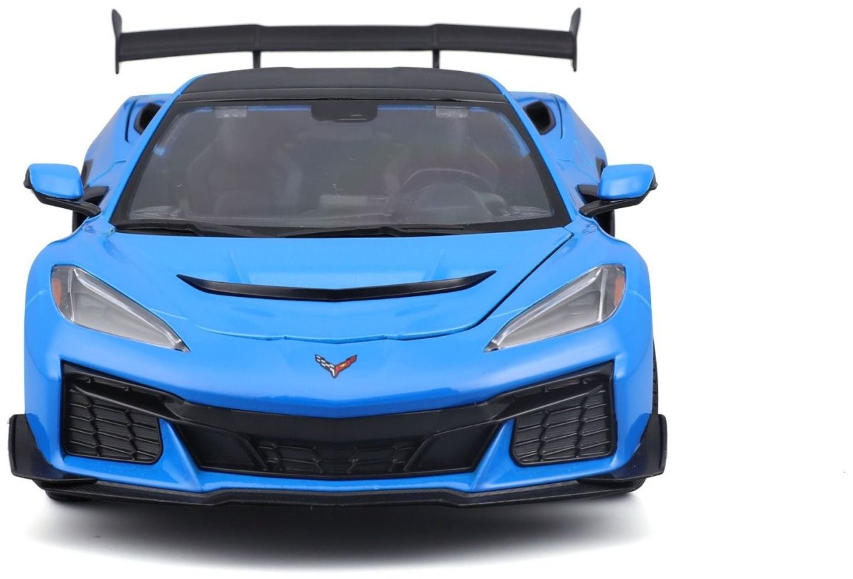 2025 Corvette ZR1 Coupe Blue: No package: Image 5