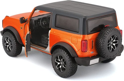 2021 Bronco Badlands Orange: No package: Image 15