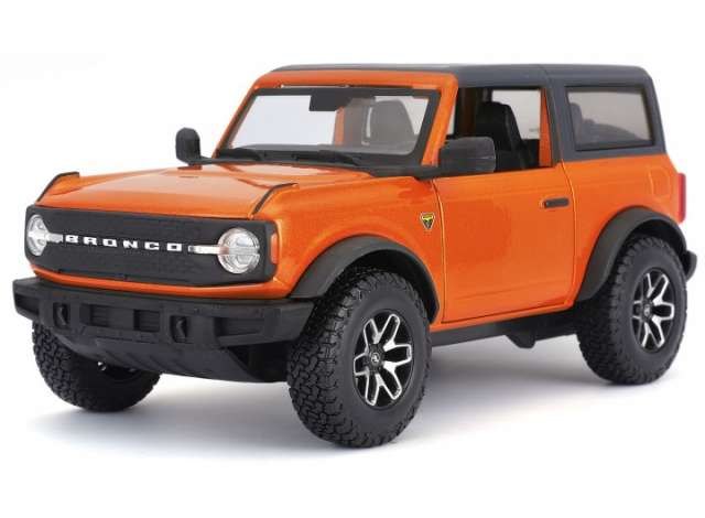 2021 Bronco Badlands Orange: No package: Image 2
