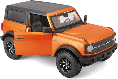2021 Bronco Badlands Orange: No package: Image 18