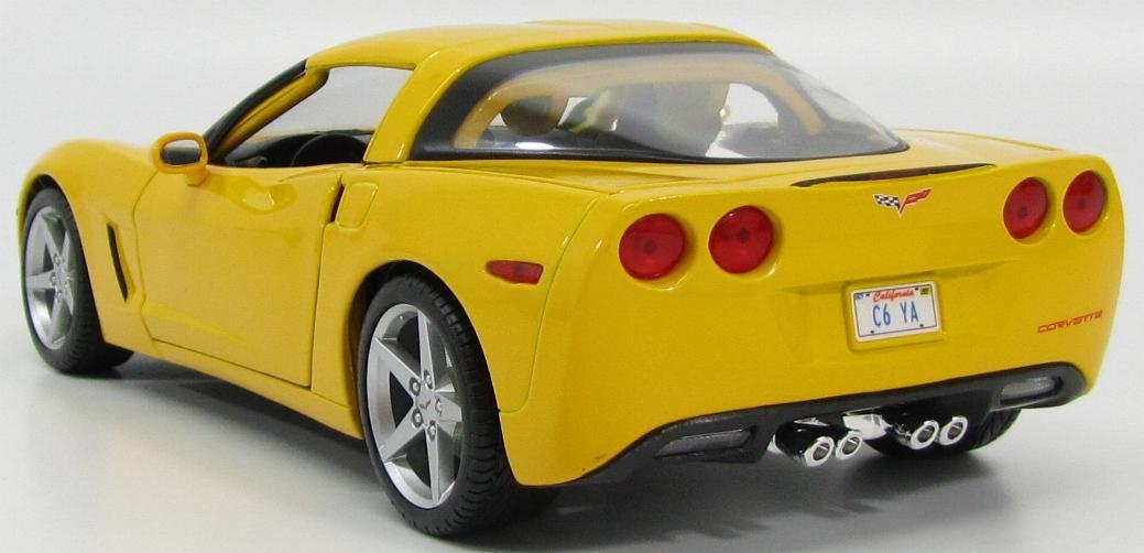 2005 Corvette Yellow: No package: Image 4