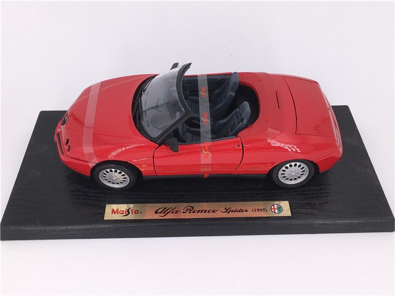 1995 GTV Spider Red: No package: Image 11