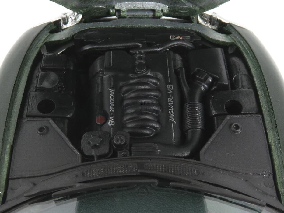 1996 XK8 Green Metallic Light Green: No package: Image 24