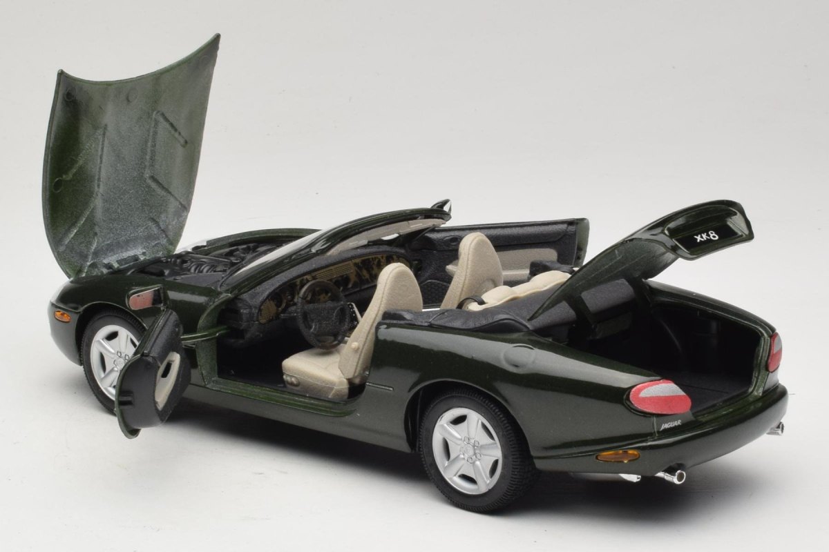 1996 XK8 Green Metallic Light Green: No package: Image 9