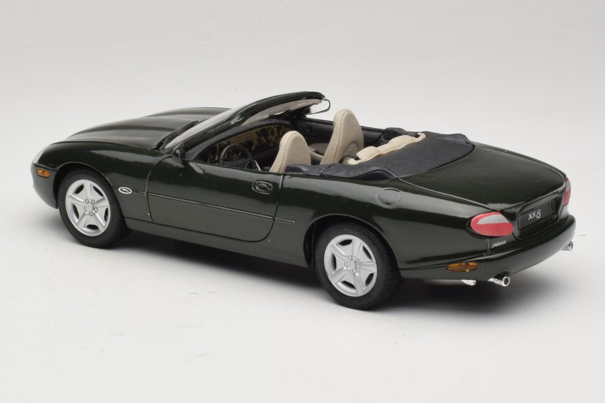1996 XK8 Green Metallic Light Green: No package: Image 13
