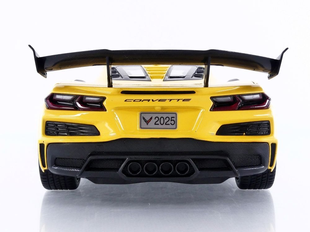 2025 Corvette C7 ZR1: No package: Image 9