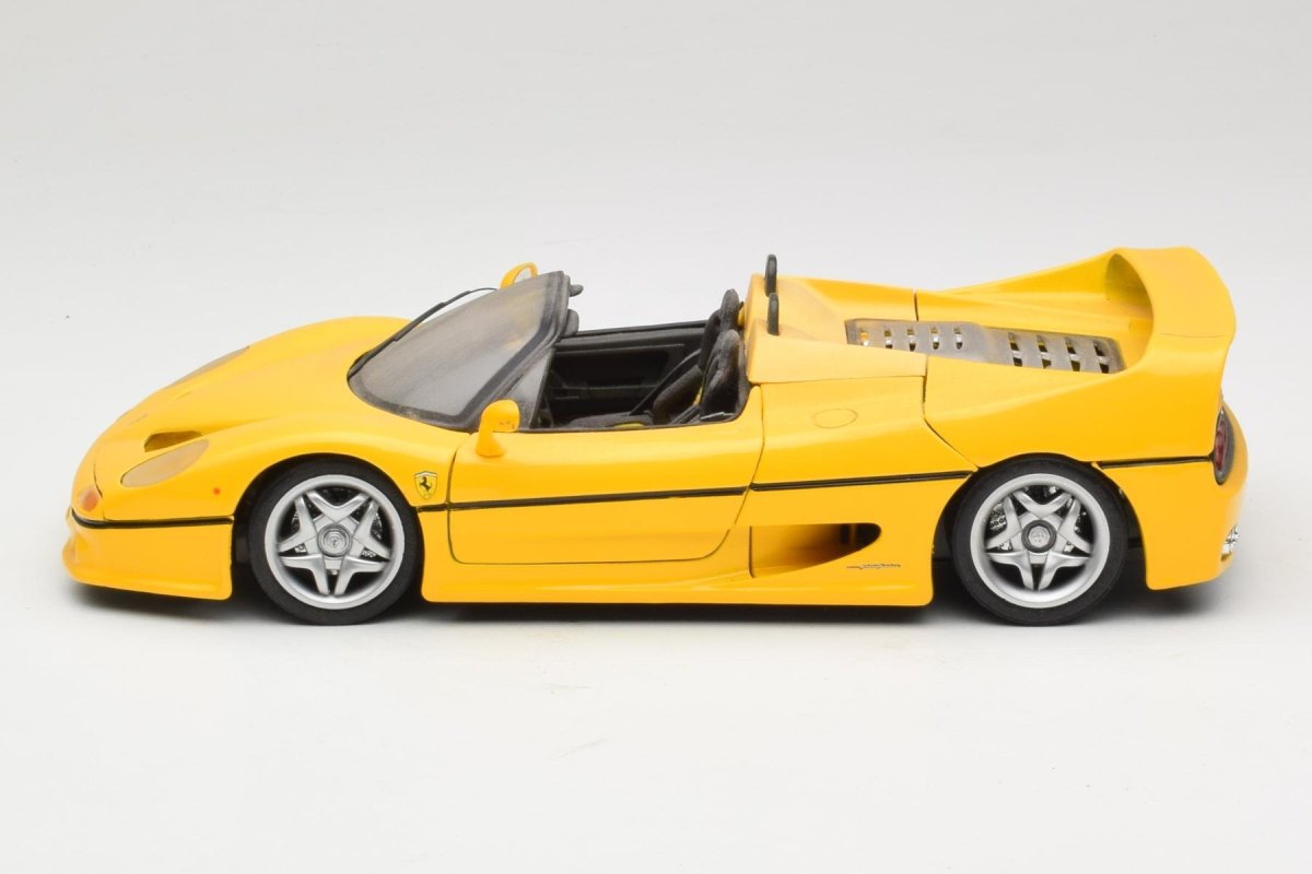 1995 F50 Convertible Yellow: No package: Image 4