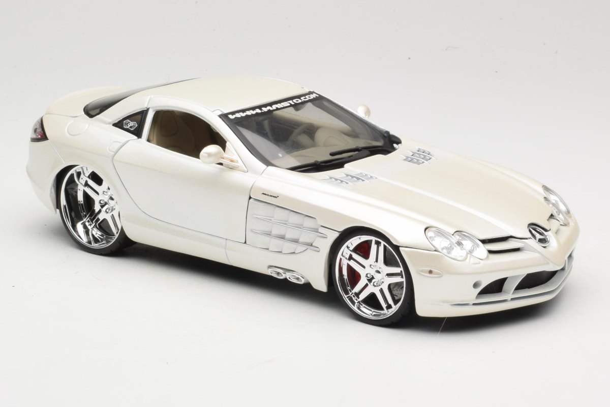 2004 SLR McLaren C199 White: No package: Image 6