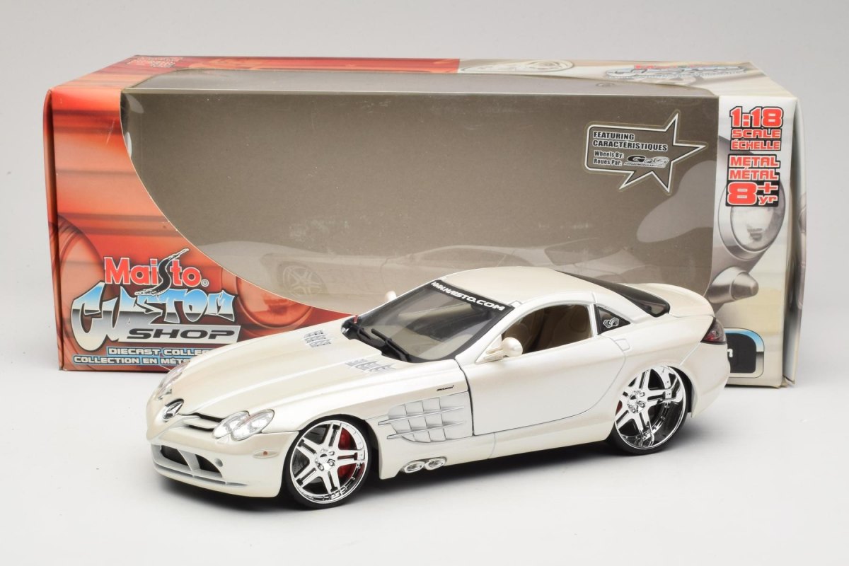 2004 SLR McLaren C199 White: No package: Image 8