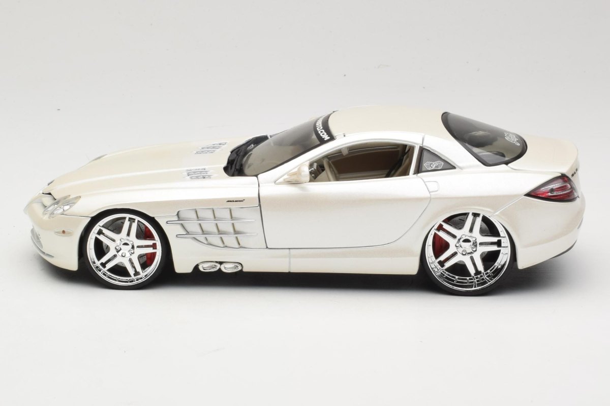 2004 SLR McLaren C199 White: No package: Image 4