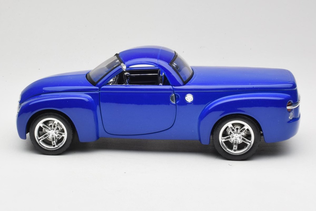 2000 SSR Concept Blue: No package: Image 4