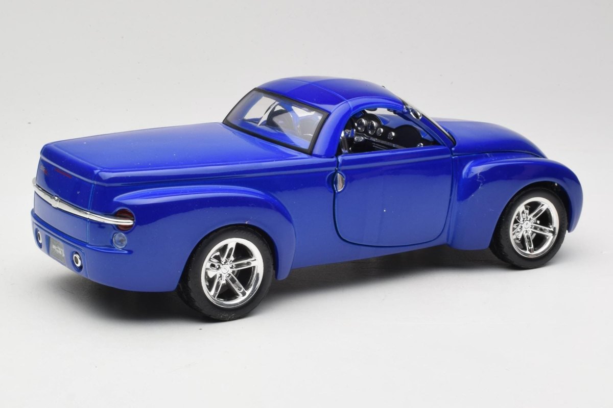 2000 SSR Concept Blue: No package: Image 3