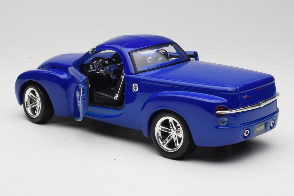 2000 SSR Concept Blue: No package: Image 5