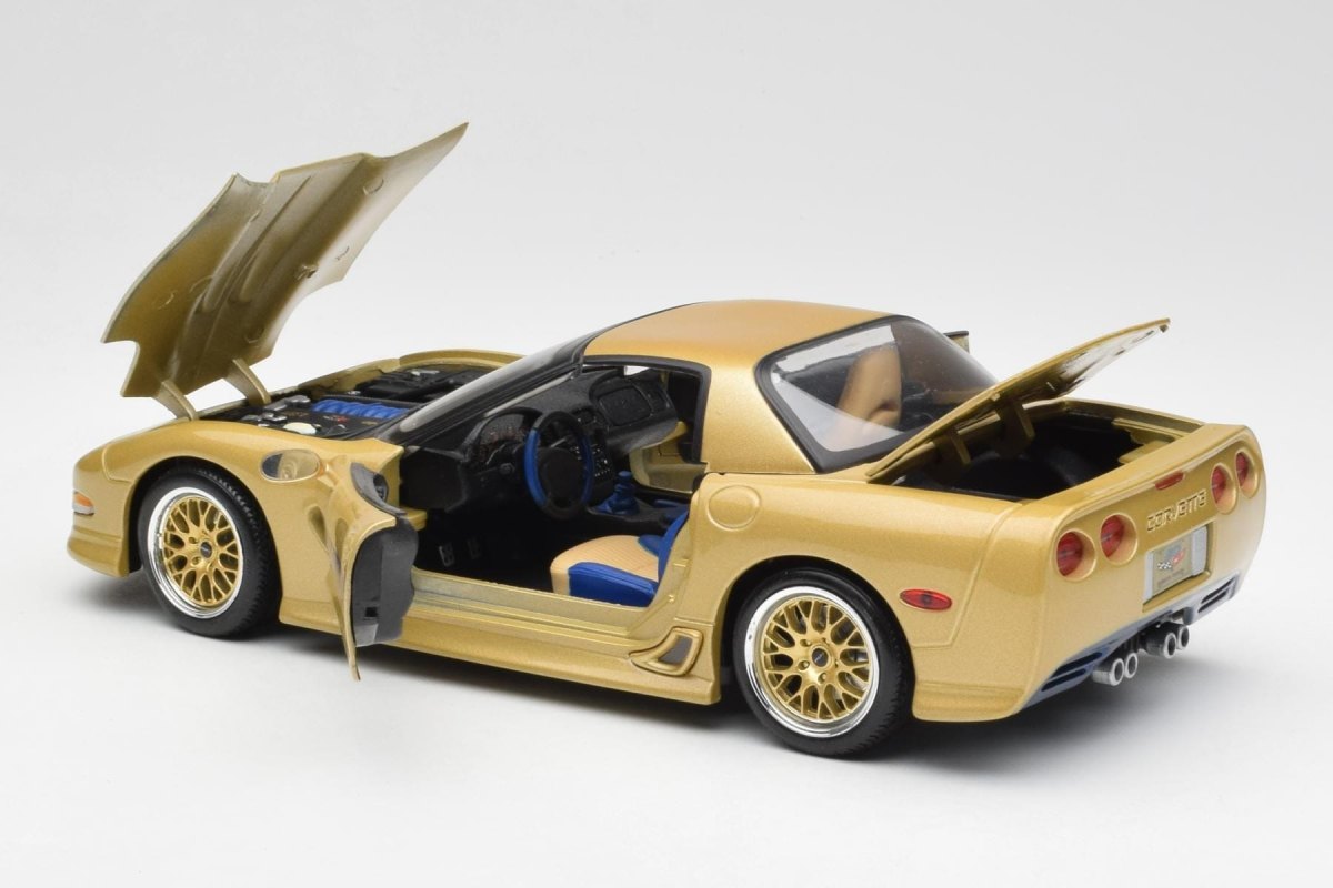 2003 Corvette (C5) Gold: No package: Image 6