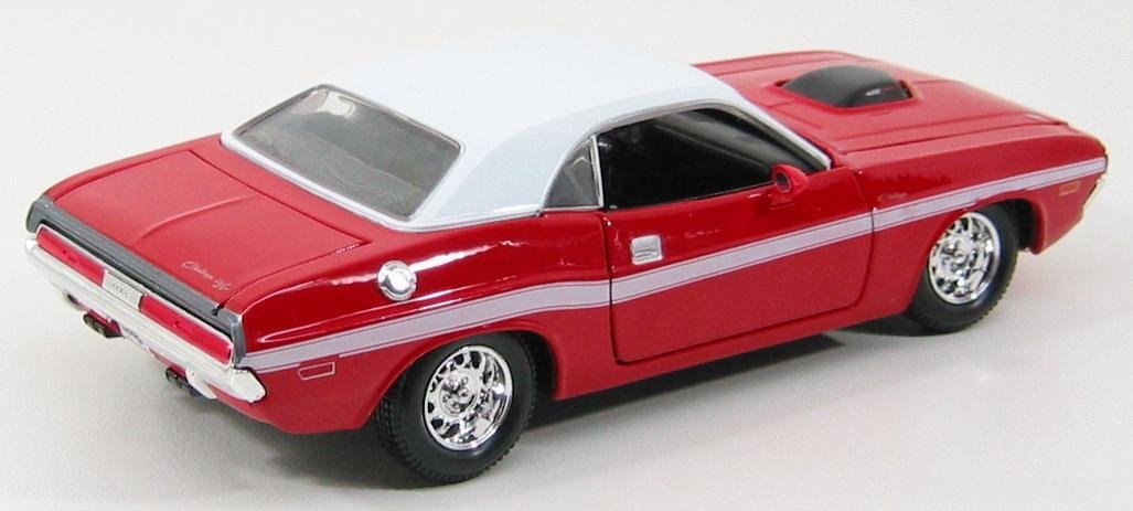 1970 Challenger R/T Red: No package: Image 5
