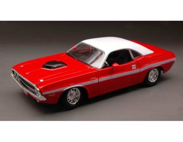 1970 Challenger R/T Red: No package: Image 9