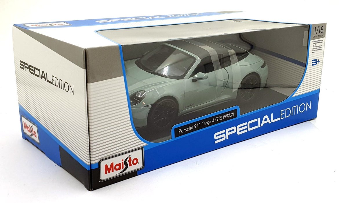 2025 911 (992.2) Targa 4 GTS Blue: No package: Image 10