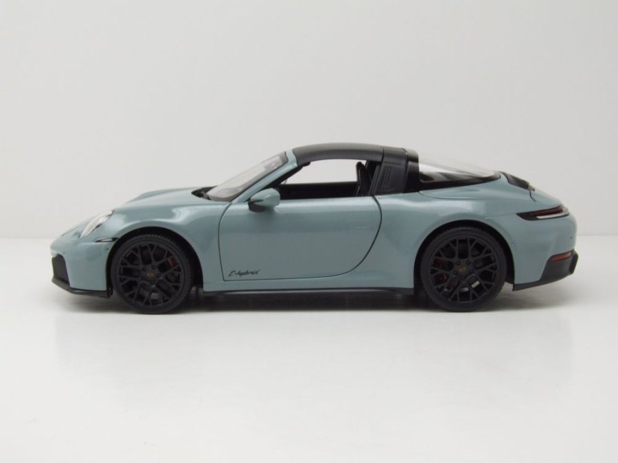 2025 911 (992.2) Targa 4 GTS Blue: No package: Image 5