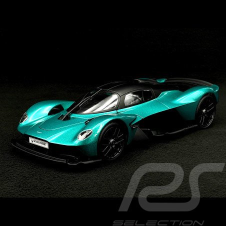 2022 Valkyrie Green: No package: Image 18