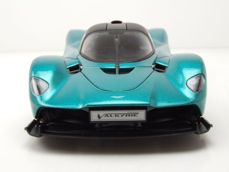 2022 Valkyrie Green: No package: Image 8
