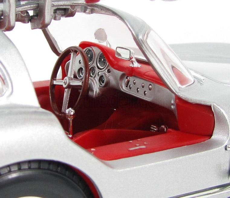 1954 300 SLR Uhlenhaut Coupe Silver: No package: Image 14