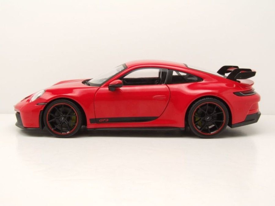 2022 911 GT3 Red: No package: Image 5