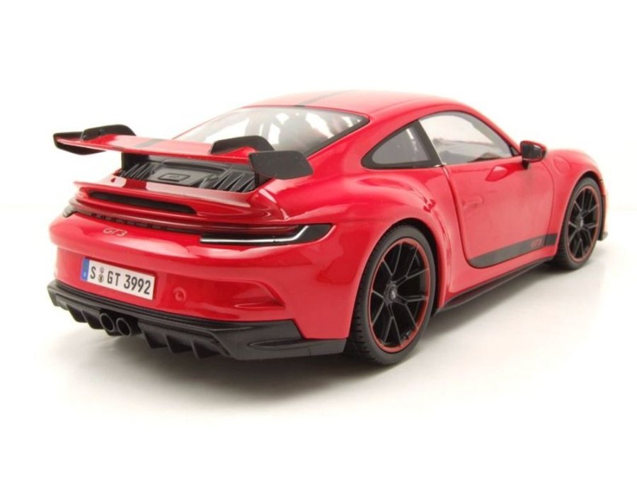 2022 911 GT3 Red: No package: Image 4