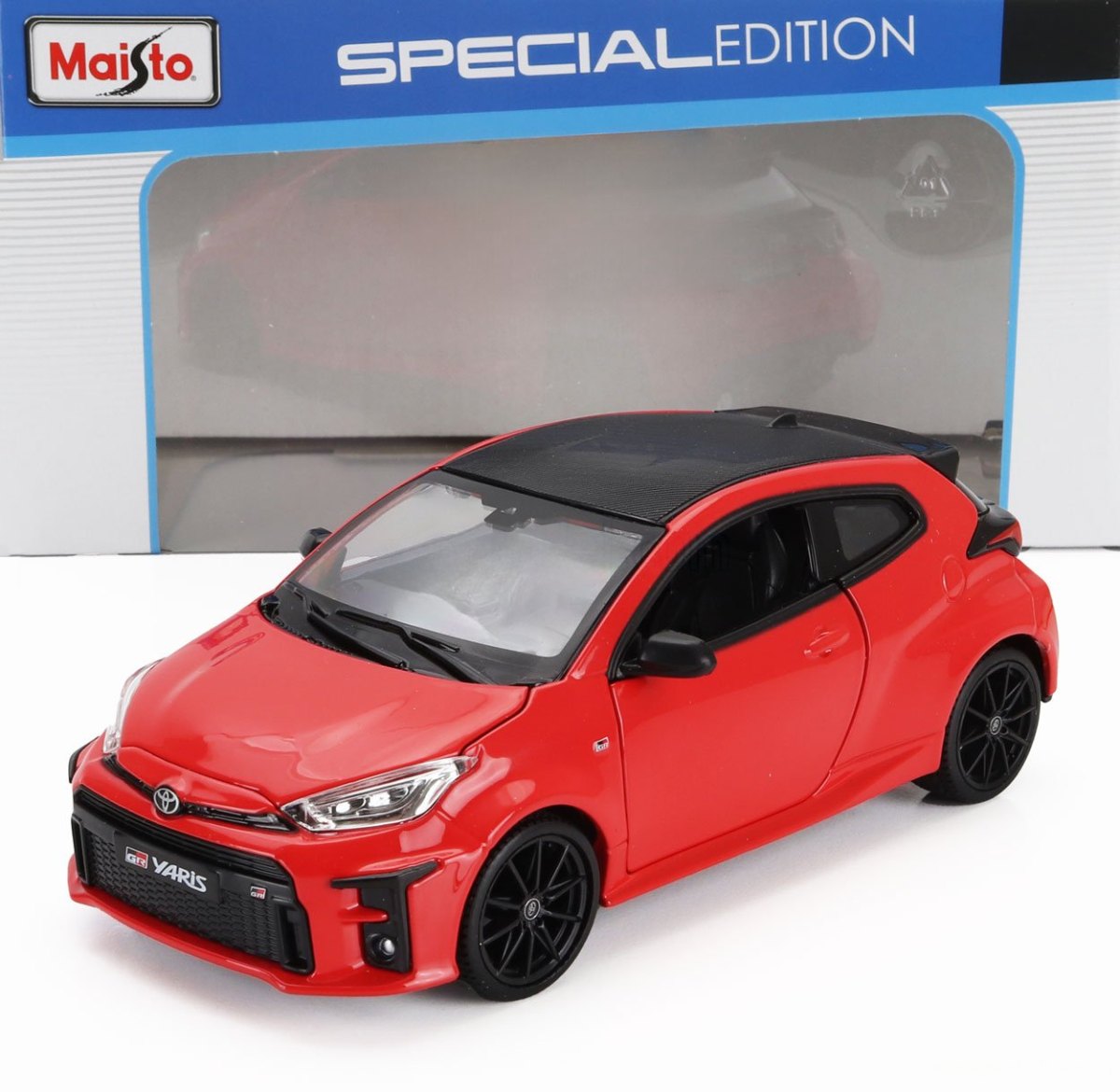 2021 GR Yaris Red: No package: Image 11