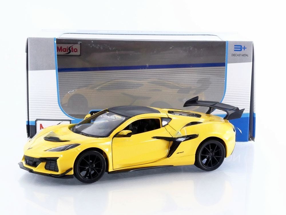 2025 Corvette ZR1 Coupe Yellow: No package: Image 8