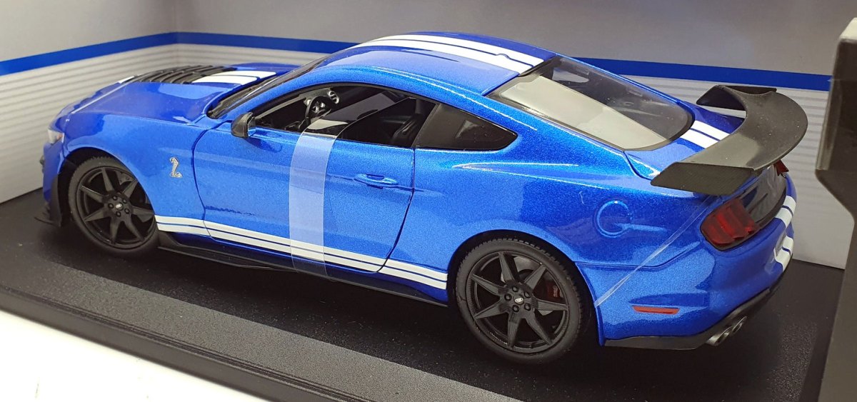 2020 Mustang Shelby GT500 ( Orange: No package: Image 4