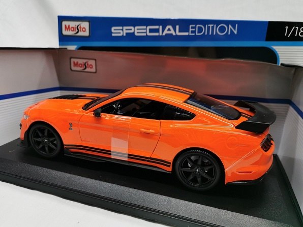2020 Mustang Shelby GT500 ( Orange: No package: Image 17