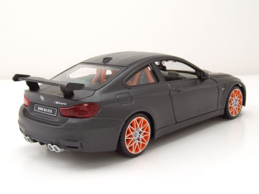 2016 M4 GTS Grey: No package: Image 2