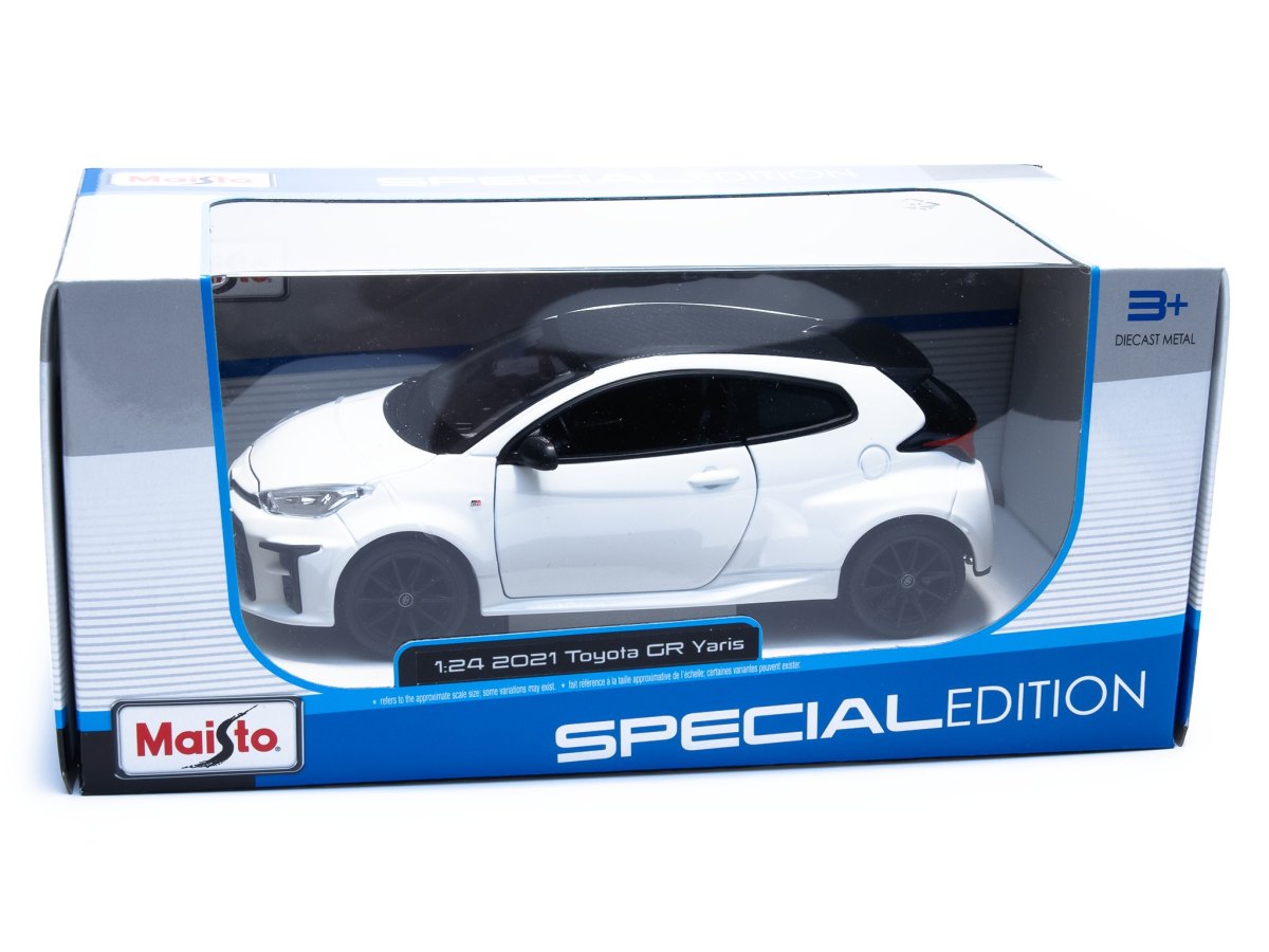2021 GR Yaris White: No package: Image 8
