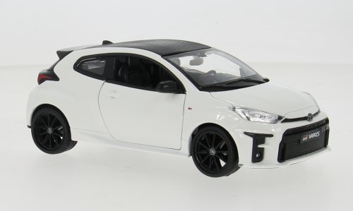 2021 GR Yaris White: No package: Image 19