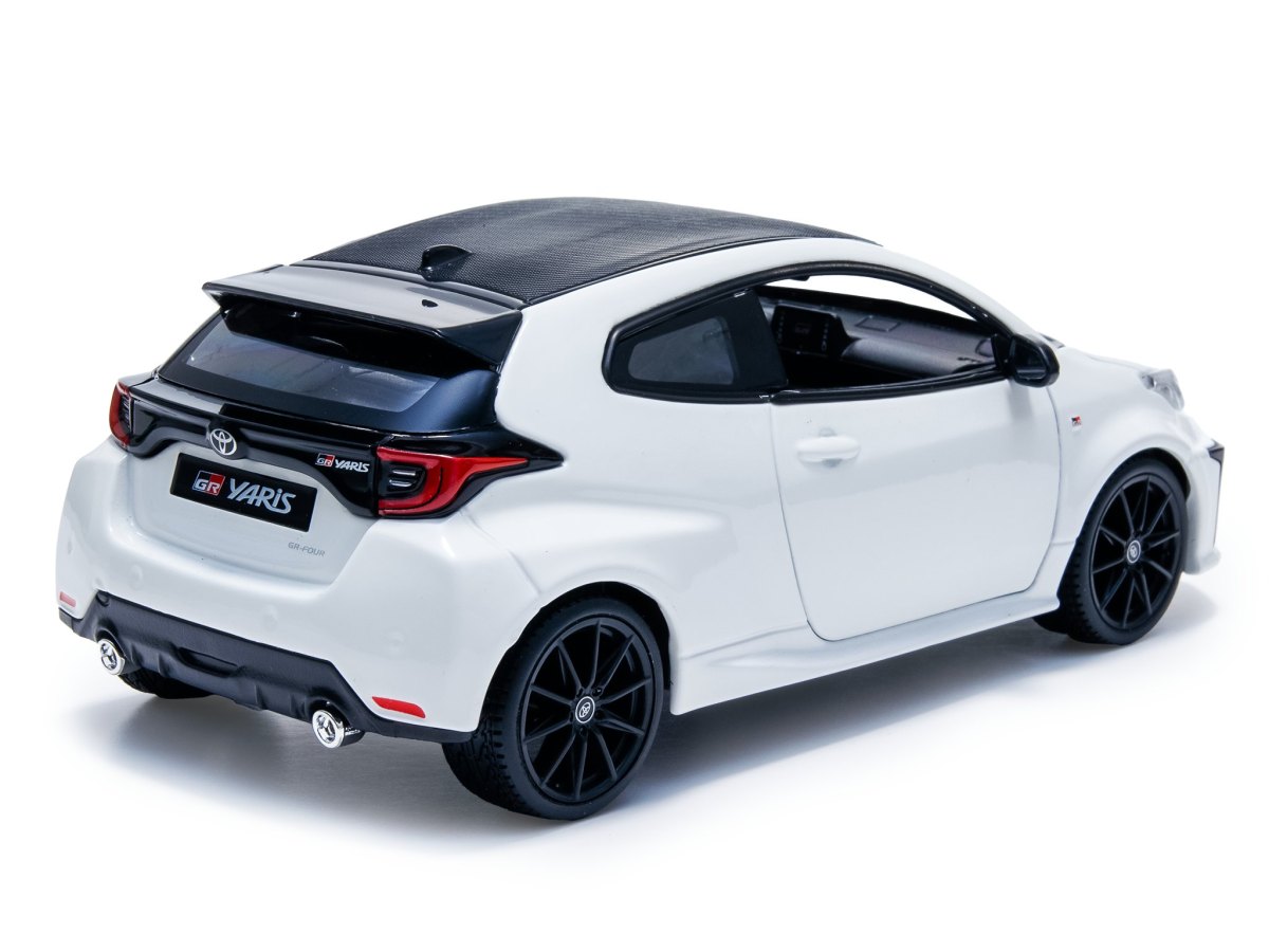 2021 GR Yaris White: No package: Image 2