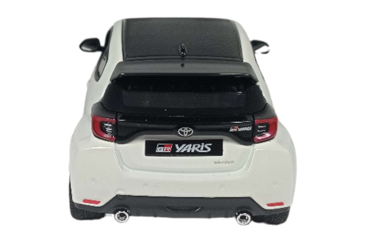 2021 GR Yaris White: No package: Image 11