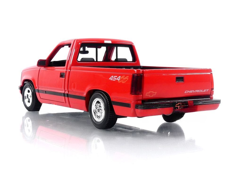 1993 454 SS Pick-Up Red: No package: Image 15