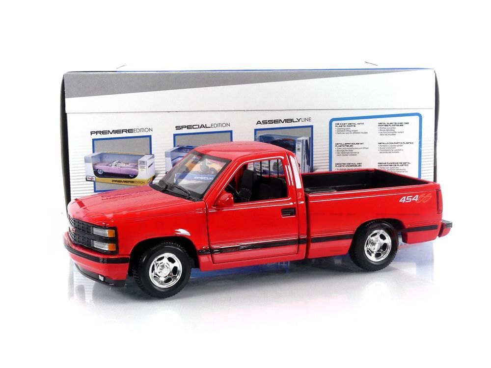 1993 454 SS Pick-Up Red: No package: Image 12