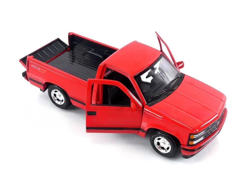 1993 454 SS Pick-Up Red: No package: Image 16