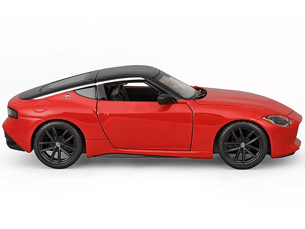 2023 Z Blue Metallic with: No package: Image 5
