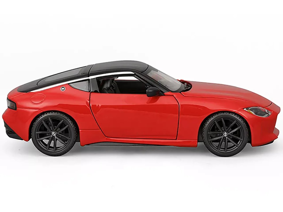 2023 Z Blue Metallic with: No package: Image 9
